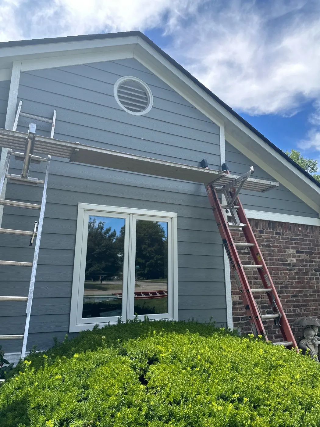 Siding by Eagle Village Siding Company near Spring Hill, IN